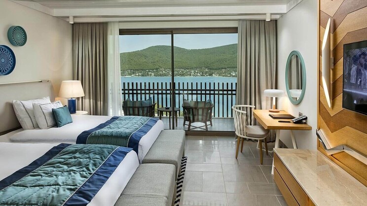 Standard Sea View Room 
